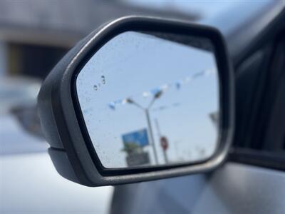 2023 Ford Explorer XLT   - Photo 19 - Long Beach, CA 90807