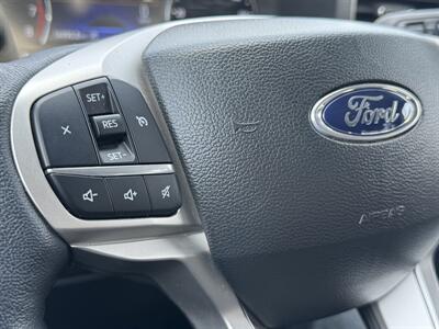 2023 Ford Explorer XLT   - Photo 5 - Long Beach, CA 90807
