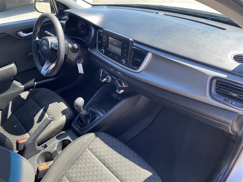 2018 Kia Rio LX - Photo 23 - Lugoff, SC 29078