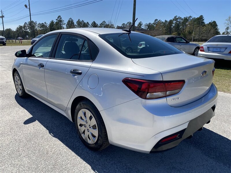 2018 Kia Rio LX - Photo 5 - Lugoff, SC 29078