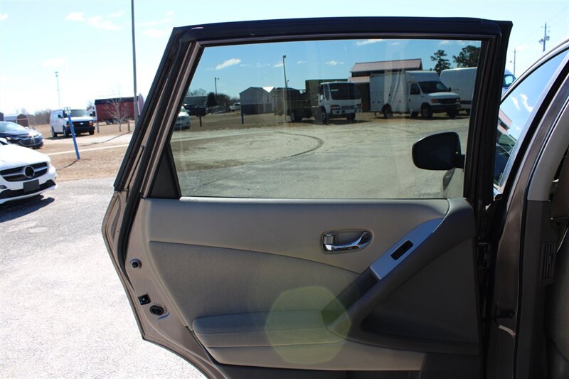 2013 Nissan Murano S - Photo 9 - Lugoff, SC 29078