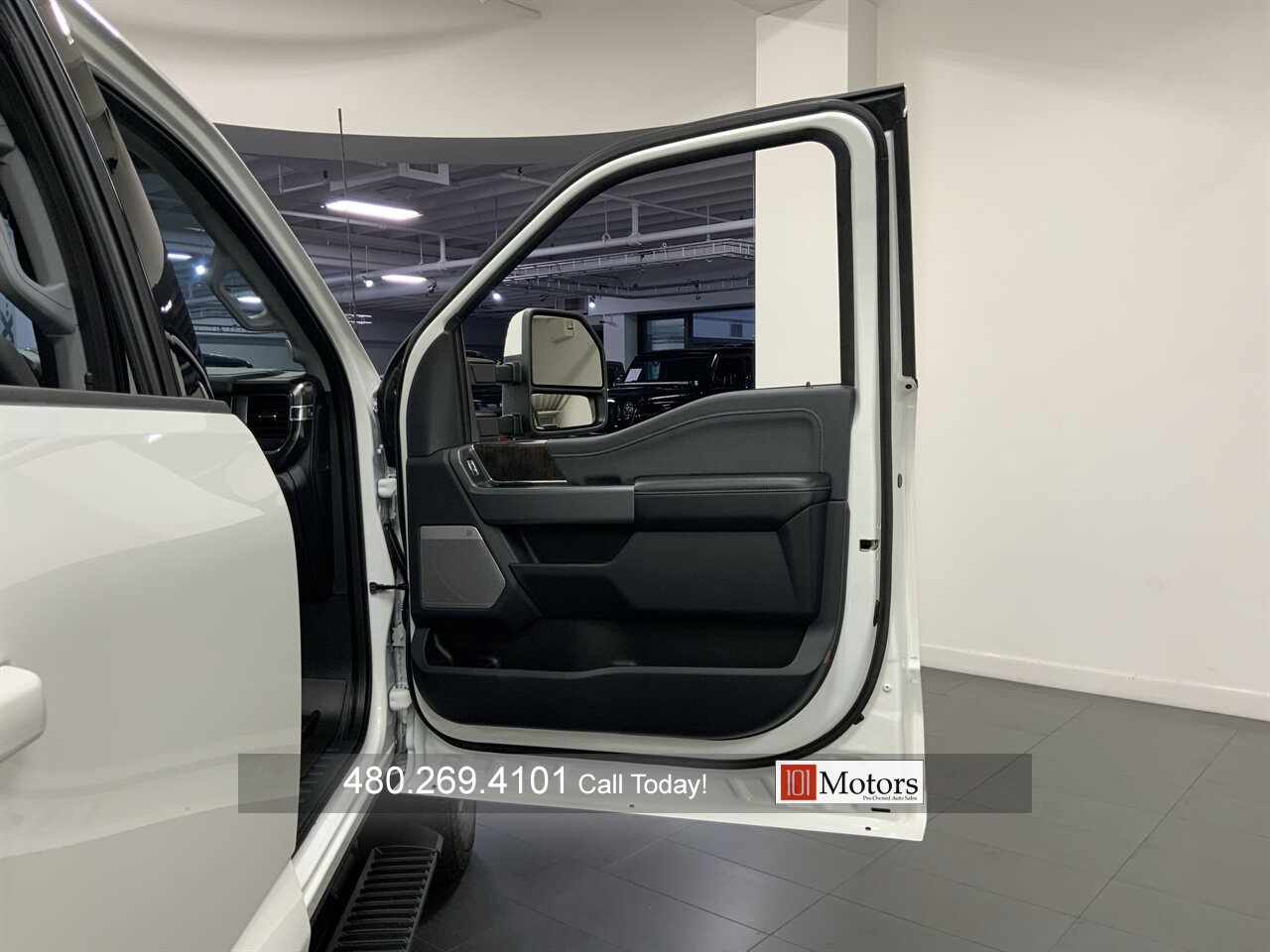 2023 Ford F-250 Super Duty Lariat - Photo 18 - Tempe, AZ 85281