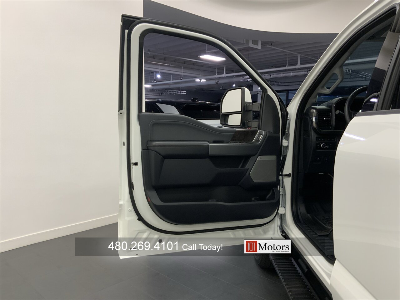 2023 Ford F-250 Super Duty Lariat - Photo 8 - Tempe, AZ 85281