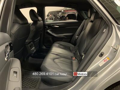 2019 Toyota Avalon Hybrid XLE   - Photo 28 - Tempe, AZ 85281