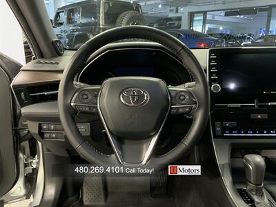 2019 Toyota Avalon Hybrid XLE   - Photo 14 - Tempe, AZ 85281