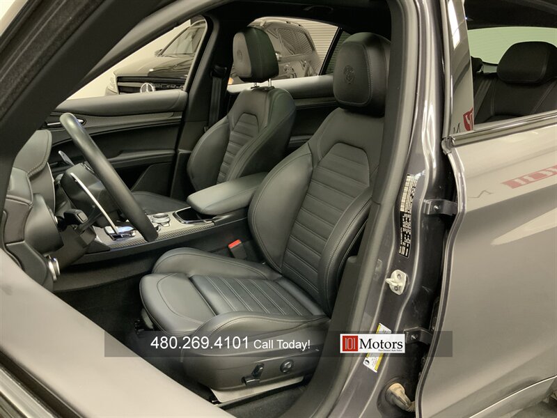 2024 Alfa Romeo Stelvio Quadrifoglio  