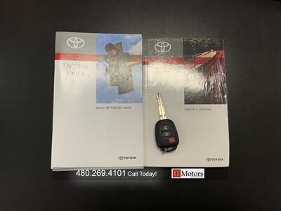 2017 Toyota Tacoma SR5 V6   - Photo 33 - Tempe, AZ 85281