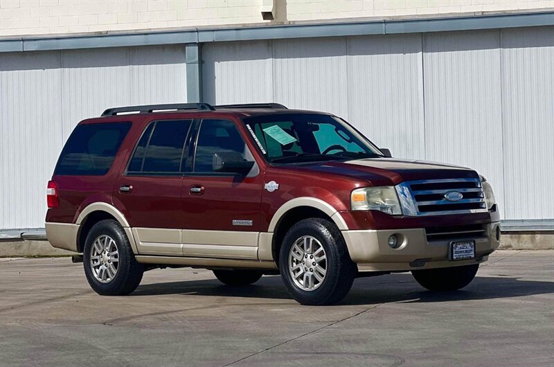 The 2008 Ford Expedition Eddie Bauer photos