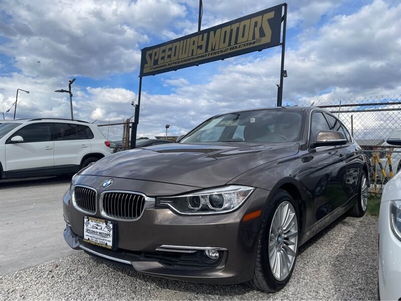 2013 BMW 328i  
