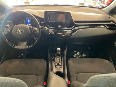 2018 Toyota C-HR XLE   - Photo 8 - Gladstone, OR 97027