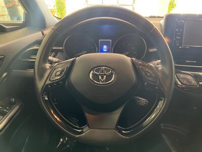 2018 Toyota C-HR XLE   - Photo 14 - Gladstone, OR 97027