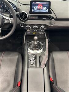 2018 Mazda MX-5 Soft Top GT   - Photo 12 - Gladstone, OR 97027
