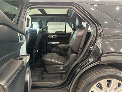 2020 Ford Explorer Limited   - Photo 10 - Gladstone, OR 97027