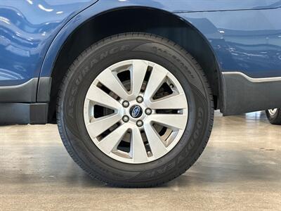 2019 Subaru Outback 2.5i   - Photo 14 - Gladstone, OR 97027