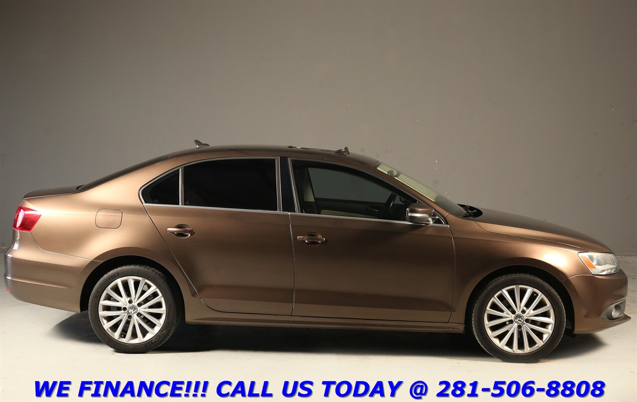 2013 Volkswagen Jetta 2013 TDI DIESEL NAV FENDER SUNROF HEATSEAT 75K MLS   - Photo 6 - Houston, TX 77031
