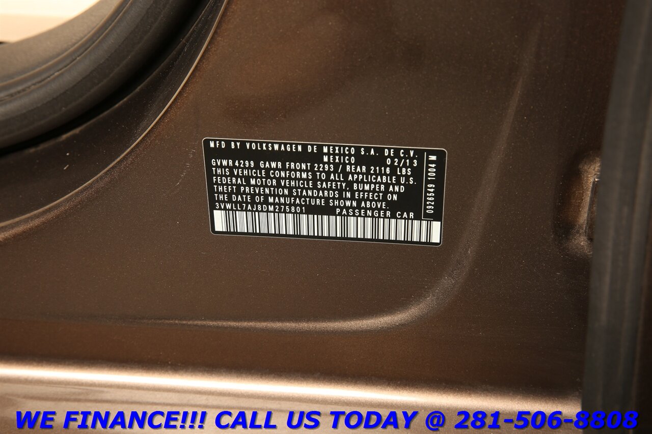2013 Volkswagen Jetta 2013 TDI DIESEL NAV FENDER SUNROF HEATSEAT 75K MLS   - Photo 26 - Houston, TX 77031
