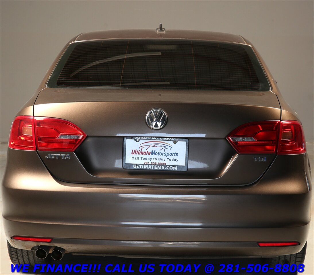 2013 Volkswagen Jetta 2013 TDI DIESEL NAV FENDER SUNROF HEATSEAT 75K MLS   - Photo 5 - Houston, TX 77031