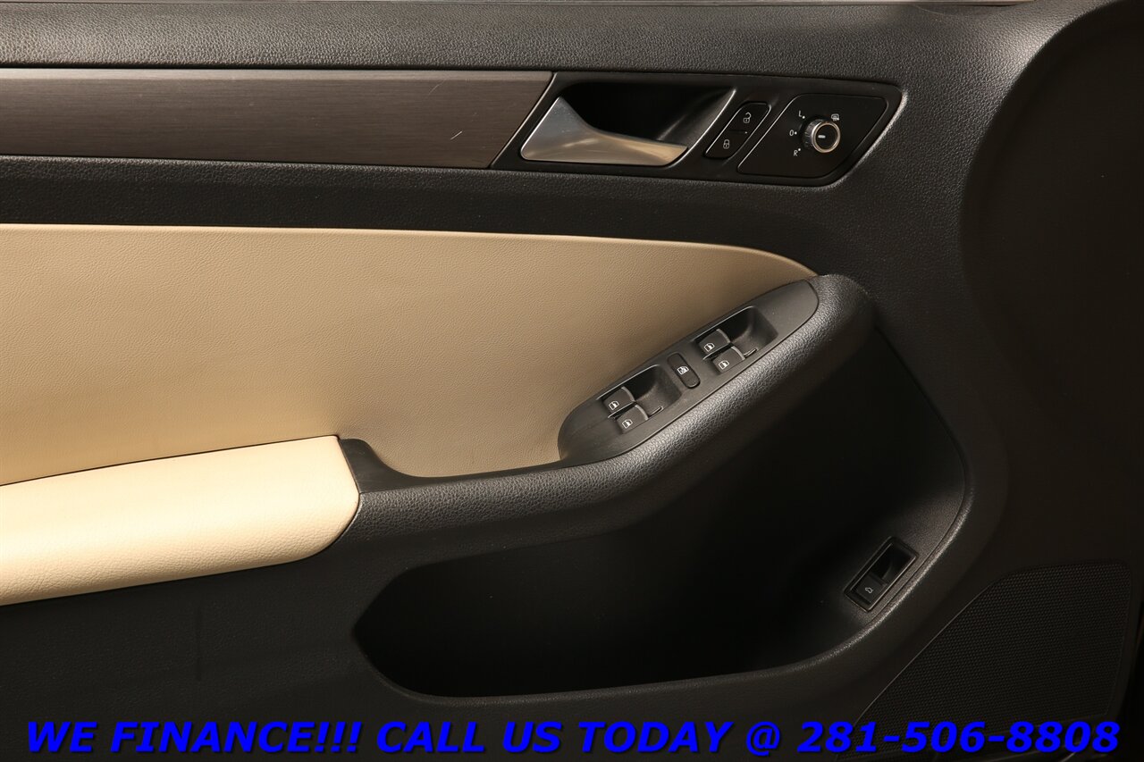 2013 Volkswagen Jetta 2013 TDI DIESEL NAV FENDER SUNROF HEATSEAT 75K MLS   - Photo 9 - Houston, TX 77031
