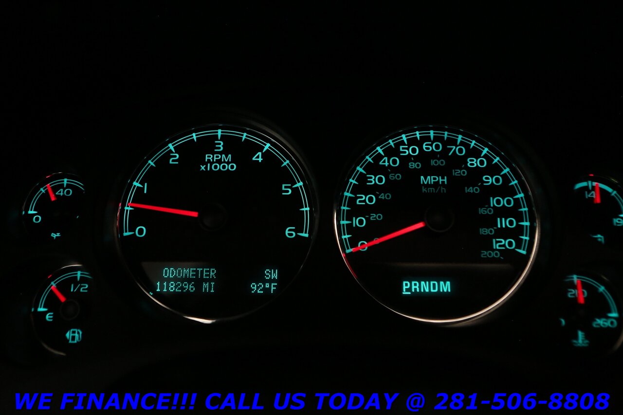 2012 Chevrolet CHEVROLET SUBURBAN LT DVD SUN LEATHER 8PASS WOOD BOSE   - Photo 16 - Houston, TX 77031