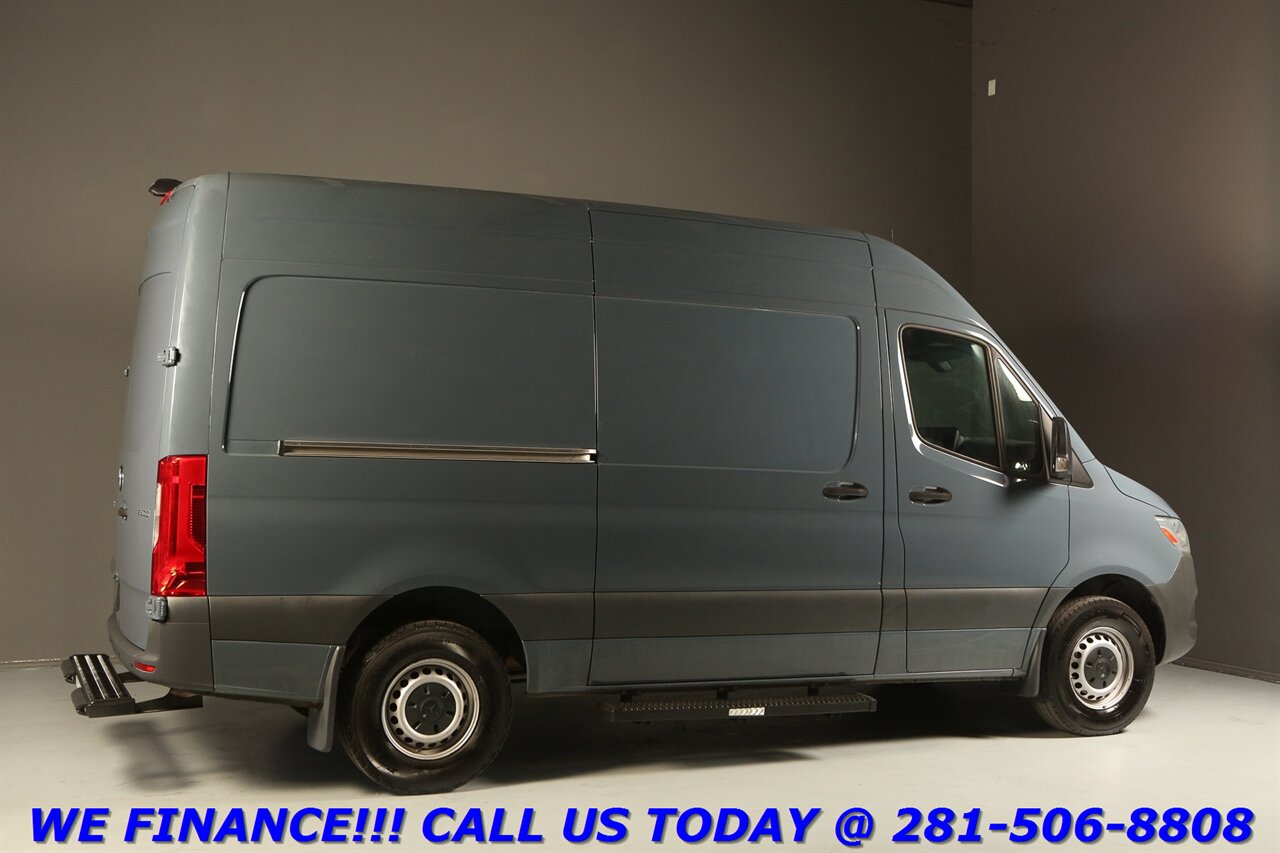 2019 Mercedes-Benz Sprinter 2019 2500 DIESEL CARGO VAN HIGH ROOF BLIND 36K   - Photo 5 - Houston, TX 77031