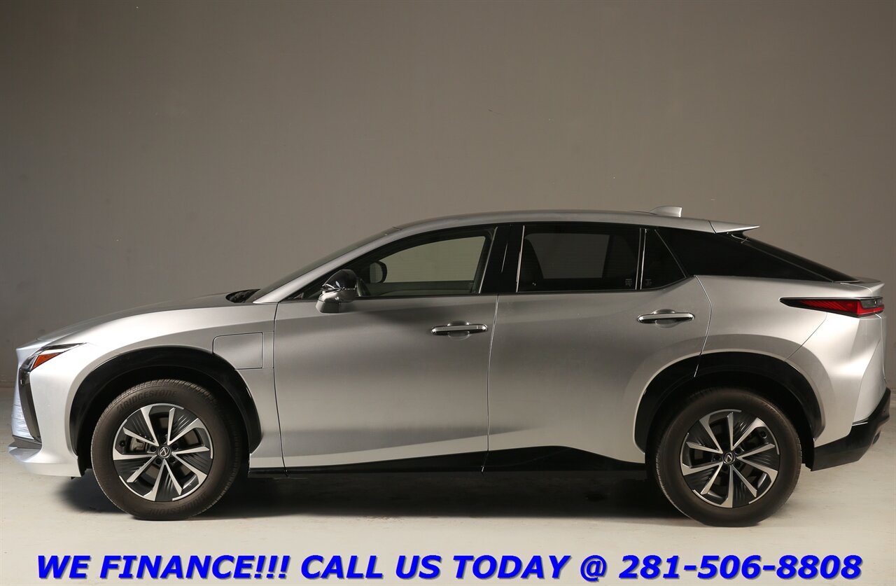 2023 Lexus RZ 450e 2023 Premium AWD NAV PANO RADAR BLIND 20K MLS - Photo 29 - Houston, TX 77031