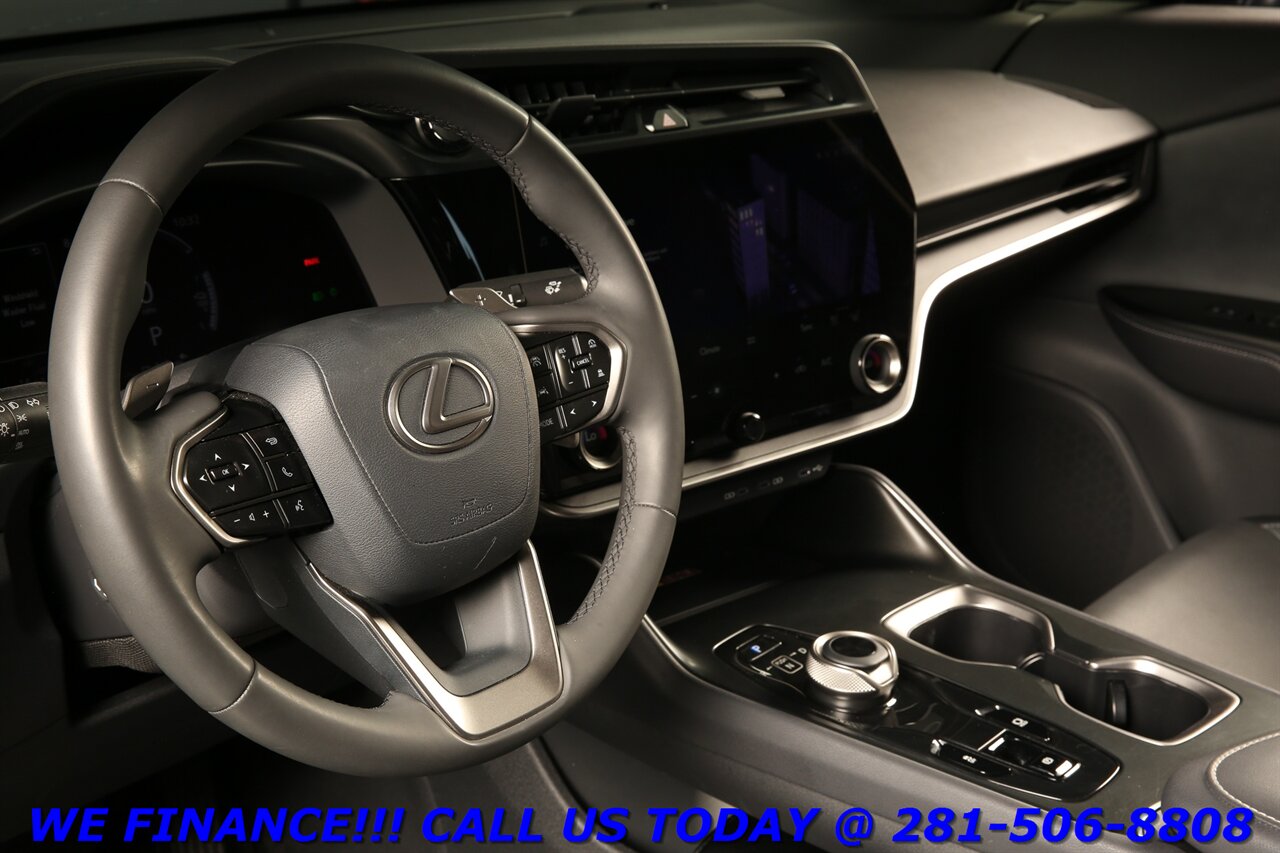 2023 Lexus RZ 450e 2023 Premium AWD NAV PANO RADAR BLIND 20K MLS - Photo 10 - Houston, TX 77031
