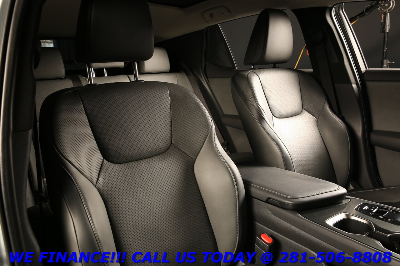 2023 Lexus RZ 450e 2023 Premium AWD NAV PANO RADAR BLIND 20K MLS - Photo 20 - Houston, TX 77031