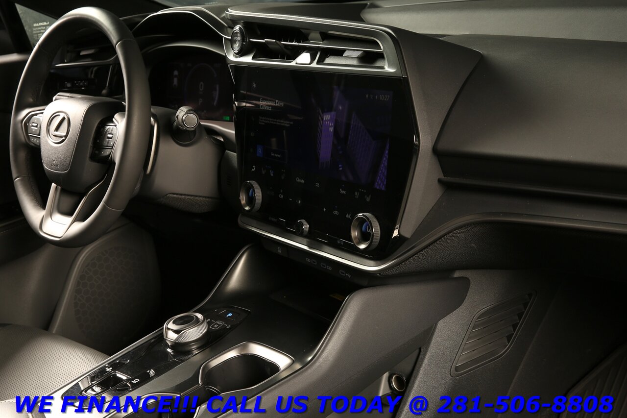 2023 Lexus RZ 450e 2023 Premium AWD NAV PANO RADAR BLIND 20K MLS - Photo 19 - Houston, TX 77031