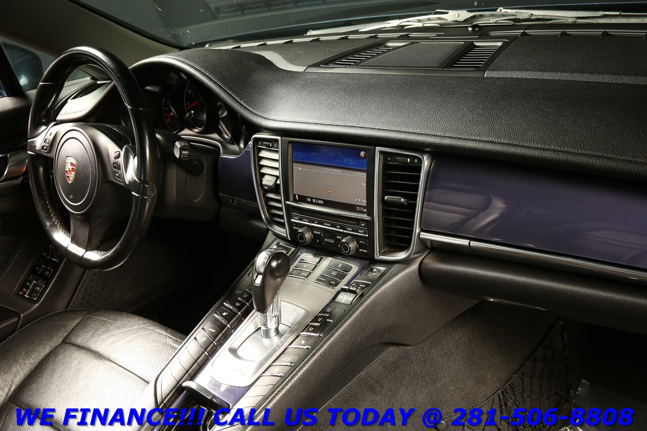 2012 Porsche Panamera 2012 PANAMERA4 AWD NAV SUN SPORT HEATSEAT   - Photo 18 - Houston, TX 77031