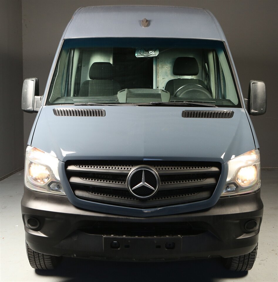 2019 Mercedes-Benz Sprinter 2019 2500 DIESEL CARGO VAN HIGH ROOF BLIND 64K   - Photo 9 - Houston, TX 77031