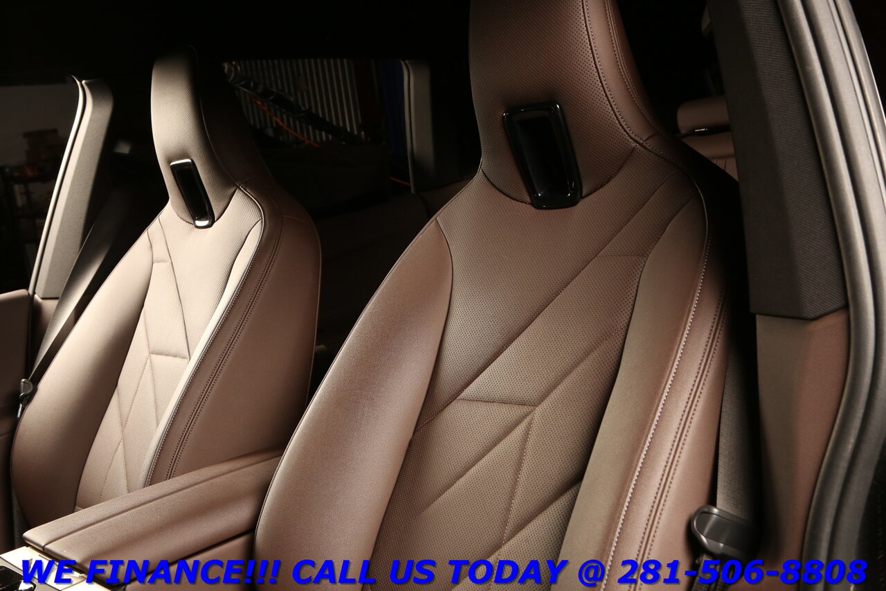 2023 BMW iX 2023 xDrive50 AWD NAV PANO BLIND HEATSEAT 30K MLS   - Photo 12 - Houston, TX 77031