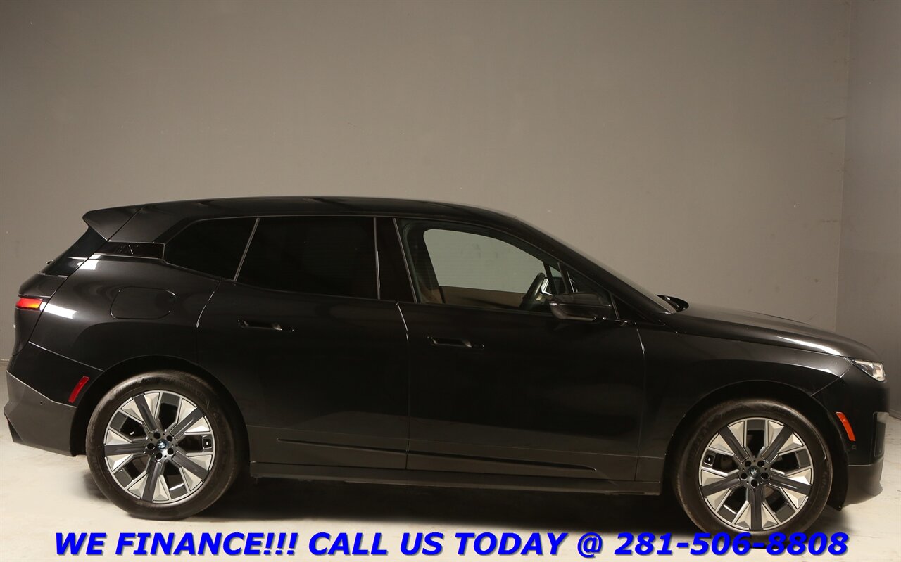 2023 BMW iX 2023 xDrive50 AWD NAV PANO BLIND HEATSEAT 30K MLS   - Photo 26 - Houston, TX 77031