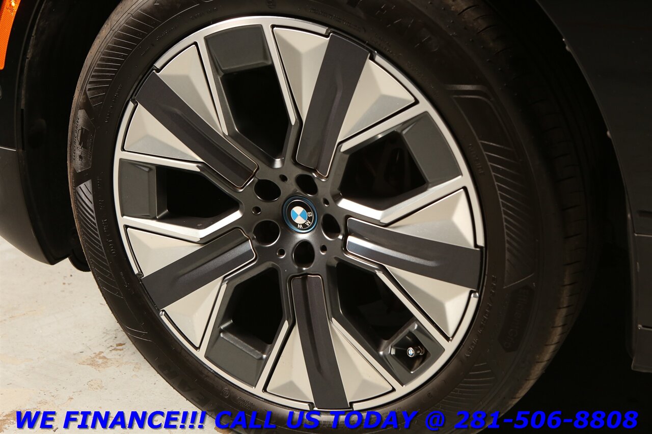 2023 BMW iX 2023 xDrive50 AWD NAV PANO BLIND HEATSEAT 30K MLS   - Photo 24 - Houston, TX 77031