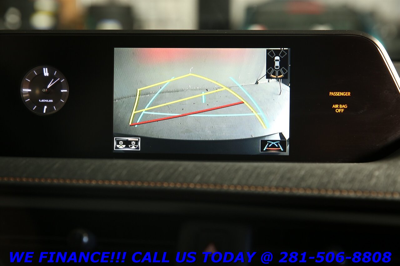 2019 Lexus UX 200 2019 PREM PKG CARPLAY SUN BLIND RADAR CRUISE 78K   - Photo 16 - Houston, TX 77031