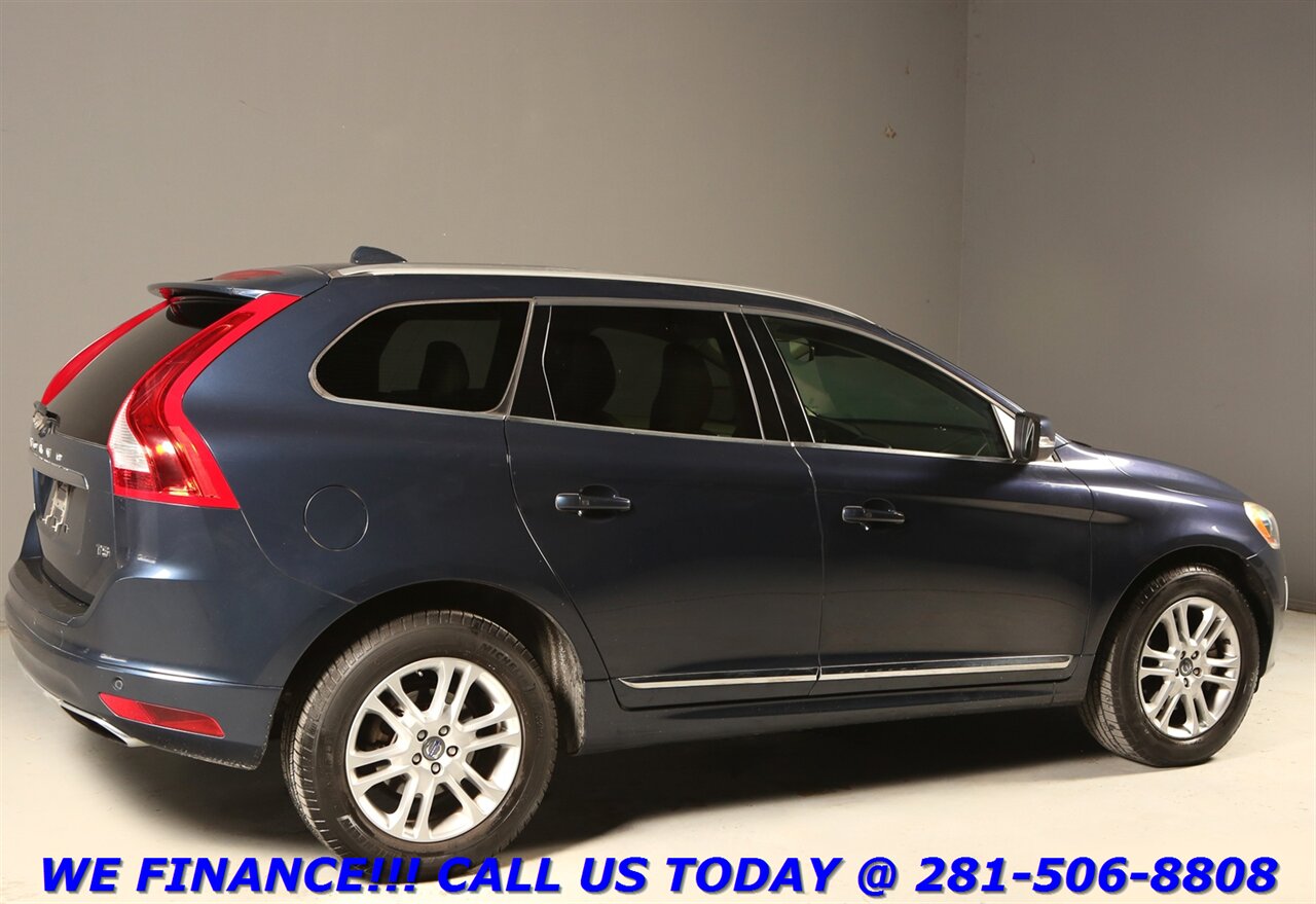 2015 Volvo XC60 2015 T5 Drive-E Premier NAV PANO BLIND HEATSEAT   - Photo 6 - Houston, TX 77031