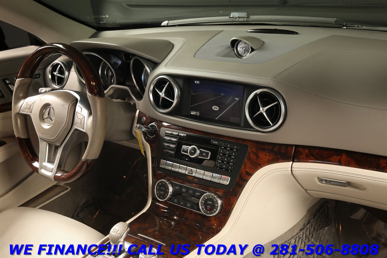 2013 Mercedes-Benz 2013 SL 550 AMG PANO-GLASS P1 NAV HARMAN 38K MLS   - Photo 20 - Houston, TX 77031