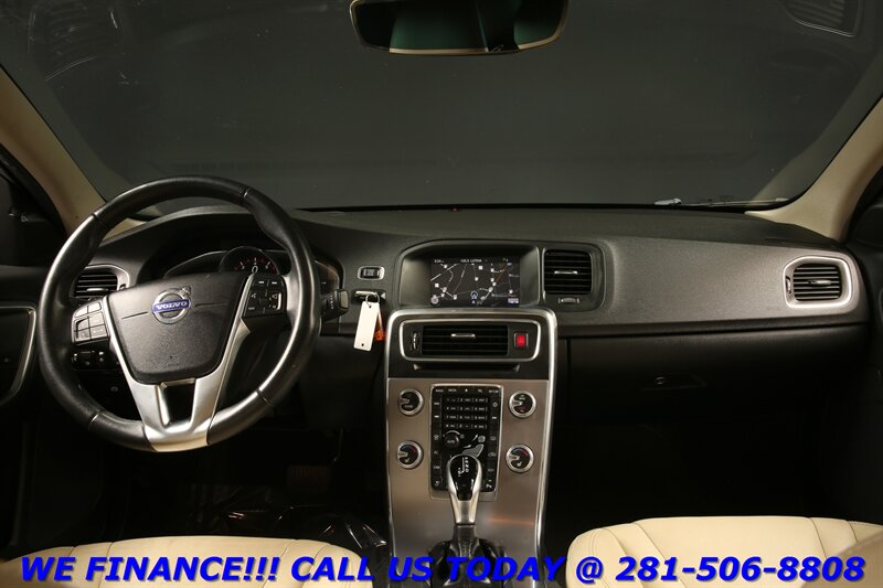 2017 Volvo S60 2017 T5 Dynamic NAV SUN BLIND HEATSEAT 64K MLS  