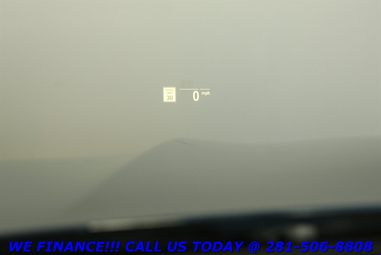 2019 BMW X5 2019 xDrive50i V8 INDIV AWD P2 NAV HUD PANO 34K ML   - Photo 16 - Houston, TX 77031