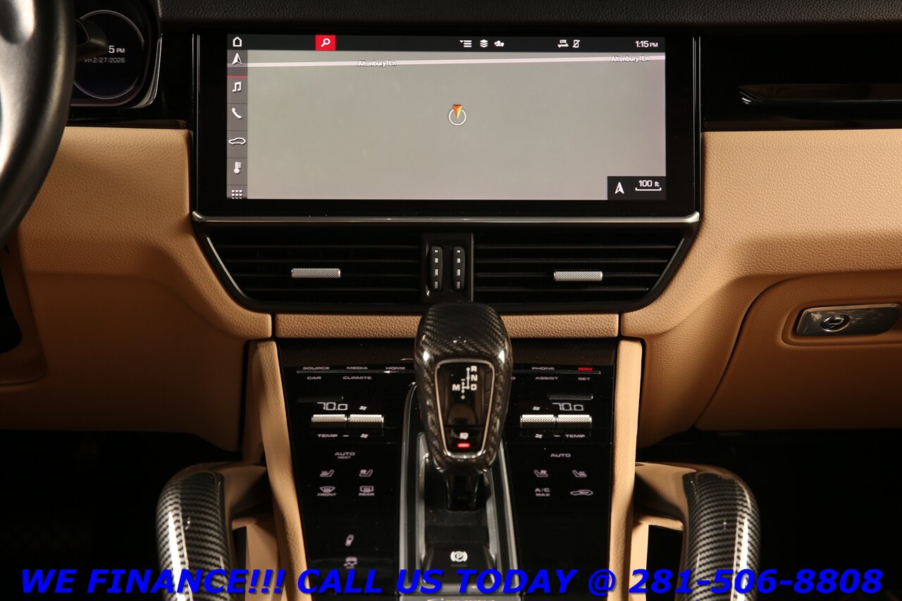 2021 Porsche Cayenne 2021 AWD COUPE NAV PANO BLIND BOSE CAM   - Photo 16 - Houston, TX 77031