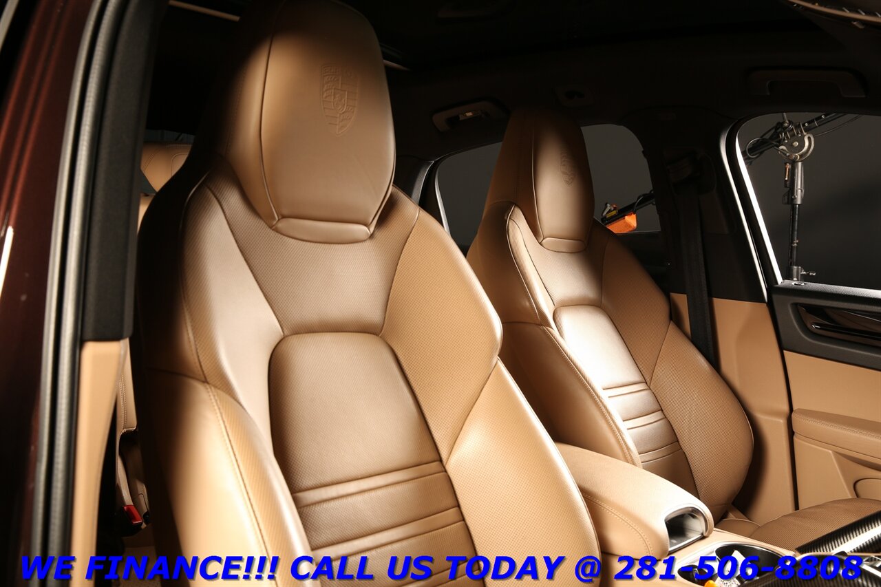 2021 Porsche Cayenne 2021 AWD COUPE NAV PANO BLIND BOSE CAM   - Photo 20 - Houston, TX 77031