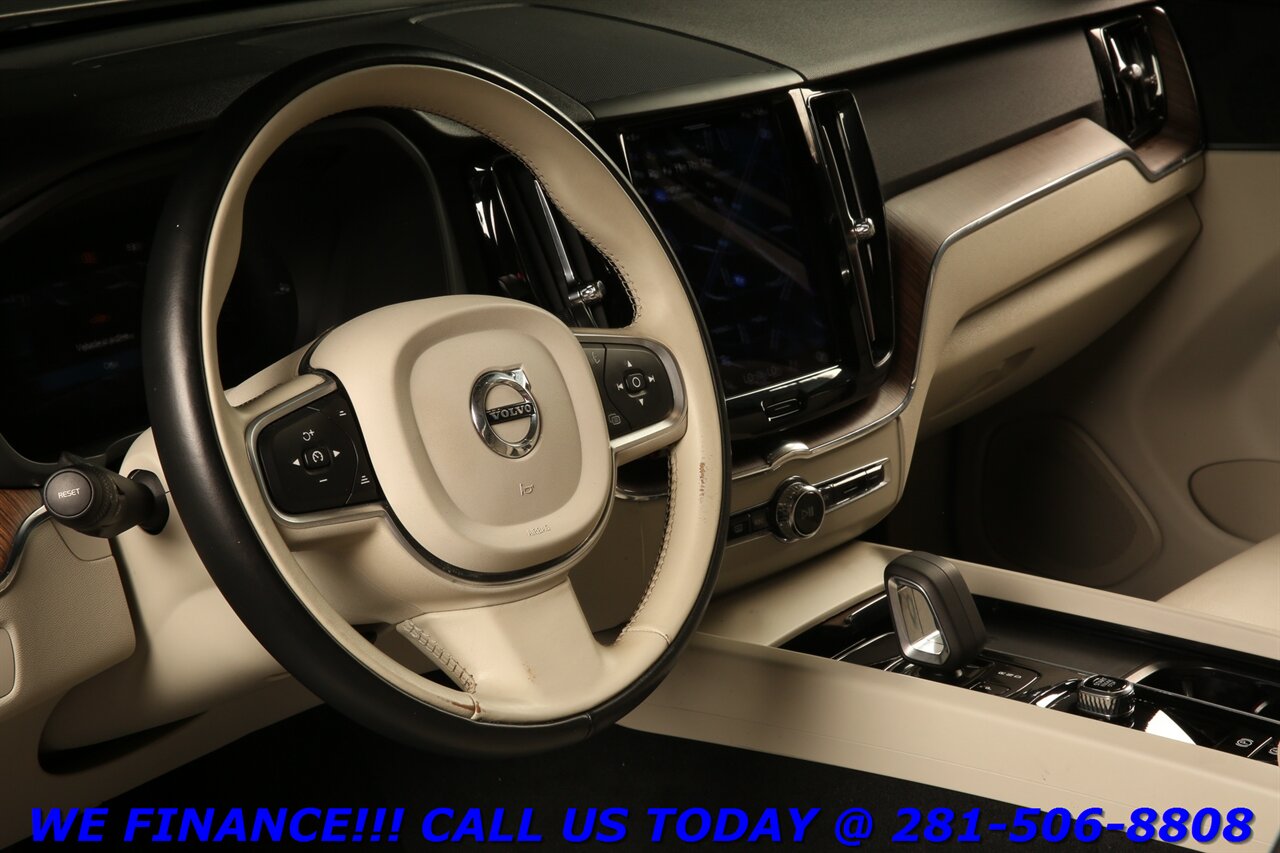 2022 Volvo XC60 2022  T8 Inscription Expression PLUG-IN HYBRID AWD   - Photo 10 - Houston, TX 77031