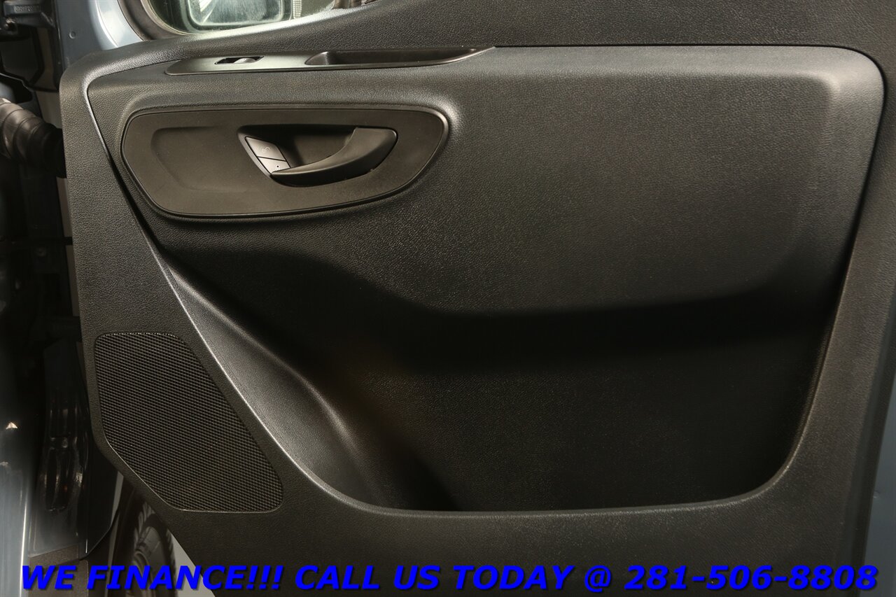 2019 Mercedes-Benz Sprinter 2019 2500 DIESEL CARGO HIGH ROOF VAN CAMERA 71K   - Photo 18 - Houston, TX 77031