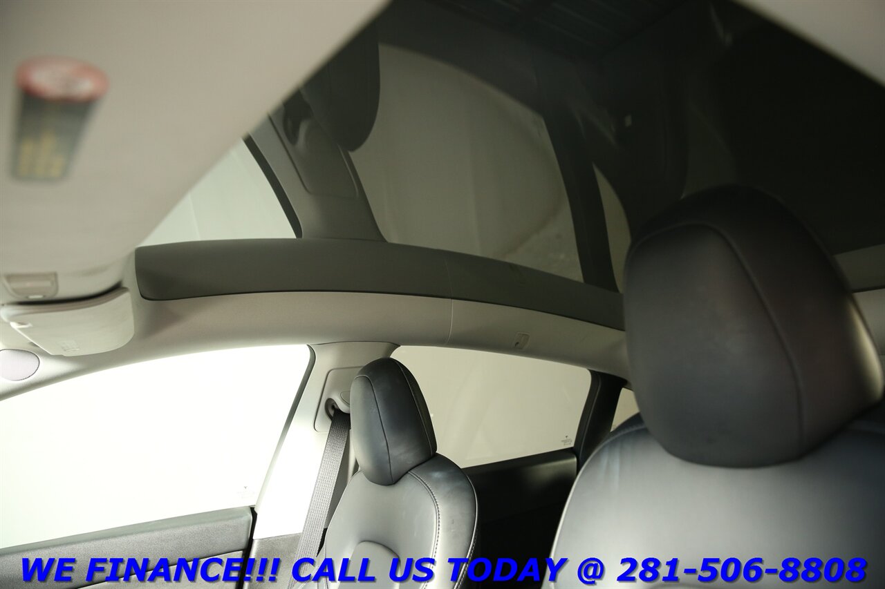 2020 Tesla Model Y 2020 Long Range AWD FSD AUTOPILOT LEATHER PANO NAV   - Photo 11 - Houston, TX 77031