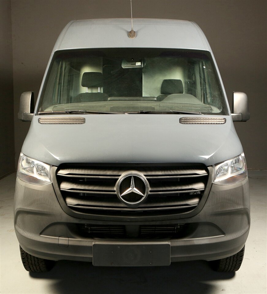 2019 Mercedes-Benz Sprinter 2019 2500 DIESEL CARGO VAN HIGH ROOF CAMERA 48K   - Photo 8 - Houston, TX 77031