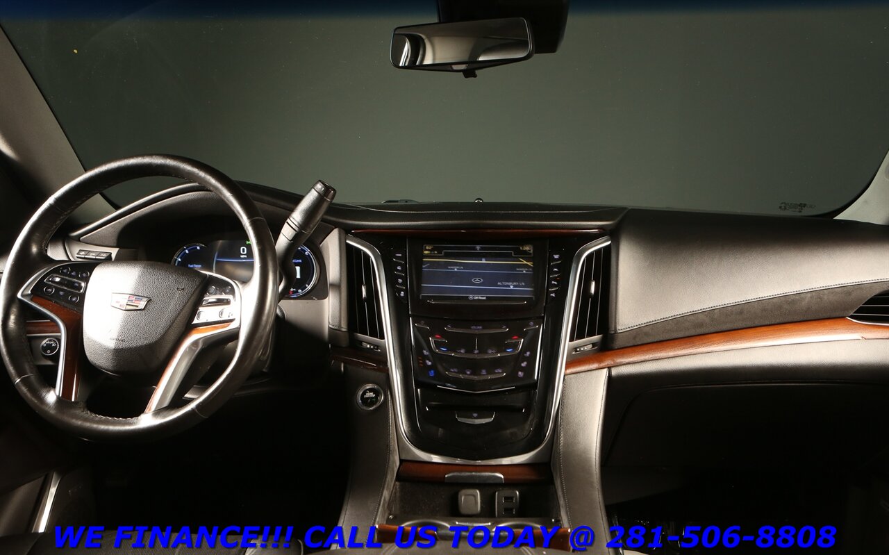 2018 Cadillac Escalade 2018 Luxury 4x4 NAV HUD SUN BLIND 7PASS 69K   - Photo 3 - Houston, TX 77031