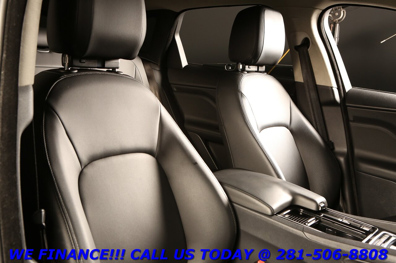 2020 Jaguar F-Pace 2020 25t Premium AWD NAV PANO BLIND MERIDIAN 34K   - Photo 19 - Houston, TX 77031