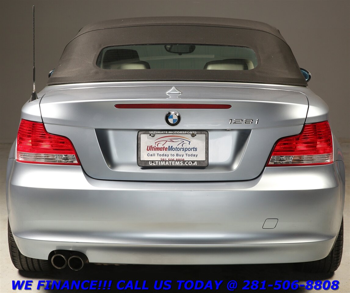 2009 BMW 2009 128i CONVERTIBLE WOOD BLUETOOTH CRUISE - Photo 6 - Houston, TX 77031
