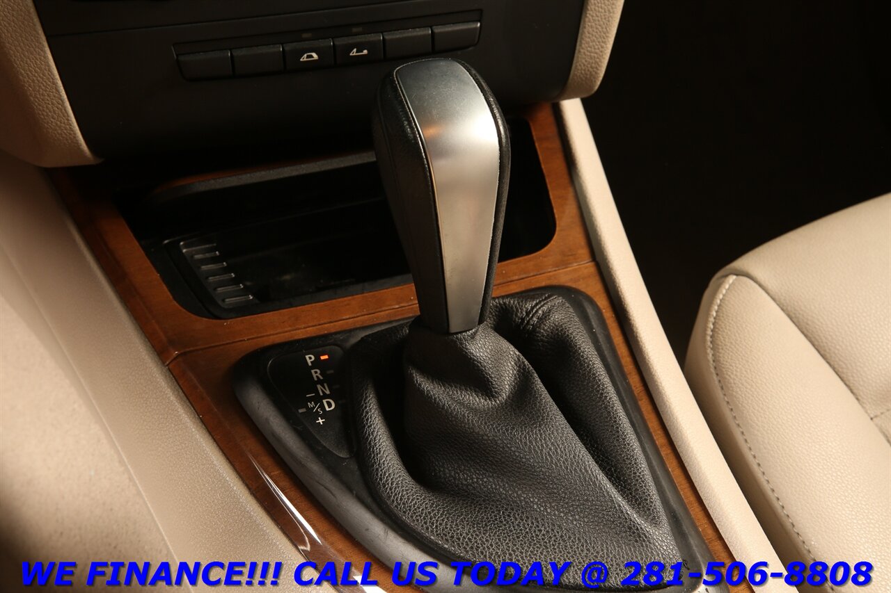 2009 BMW 2009 128i CONVERTIBLE WOOD BLUETOOTH CRUISE - Photo 17 - Houston, TX 77031