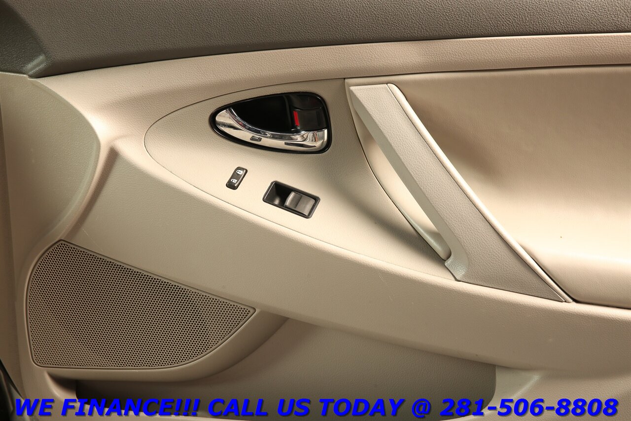 2009 Toyota Camry 2009 LE V6 LEATHER PWR SEAT CRUISE 16 "ALLOY XENONS - Photo 16 - Houston, TX 77031