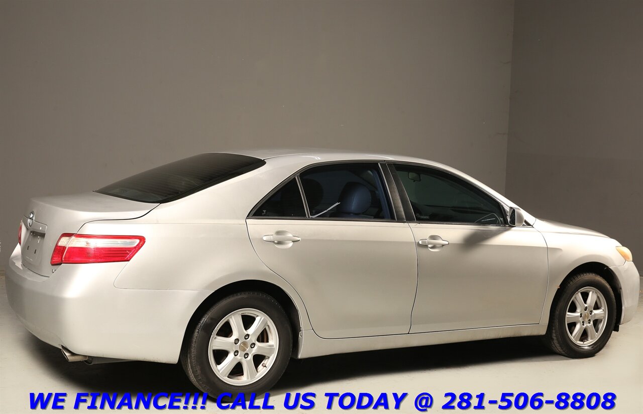 2009 Toyota Camry 2009 LE V6 LEATHER PWR SEAT CRUISE 16 "ALLOY XENONS - Photo 6 - Houston, TX 77031